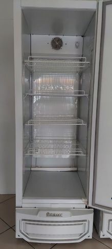 Refrigerador Vertical Gptu 570 Gelopar