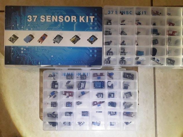 Kit com 37 Módulos e Sensores Arduino