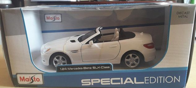 Miniatura Maisto Mercedes-benz Slk-class Special Edition 1/24