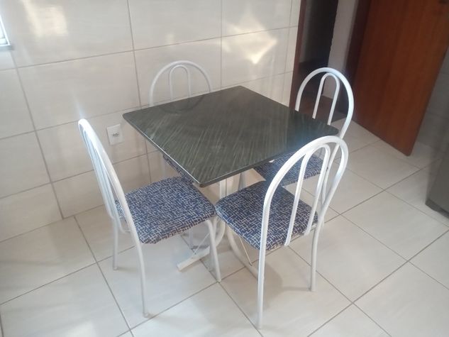 Vendo Mesa de Ferro