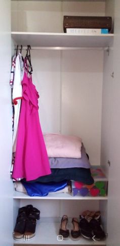 Vendo Lindo Guarda-roupa em Boas Condições