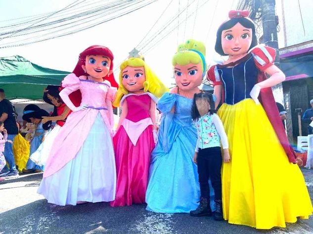 Princesa Branca de Neve Cover Personagens Vivos