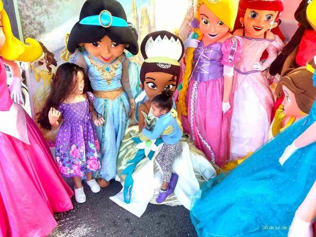 Tiana Princesa Cover Personagens Vivos