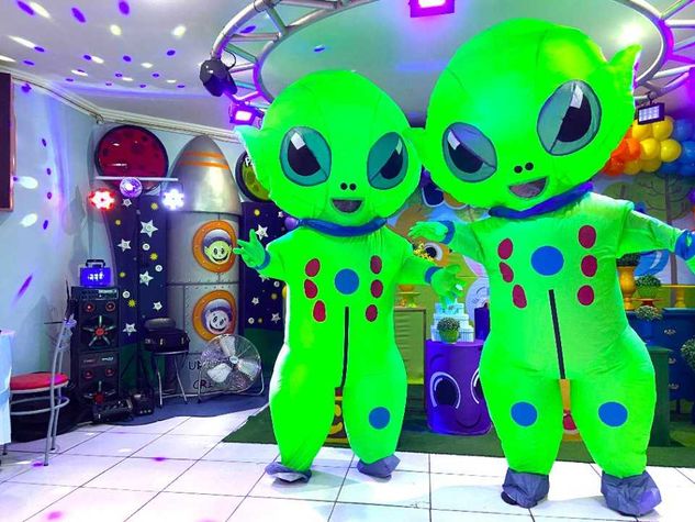 Et Alien Personagens Vivos Cover Extraterrestre