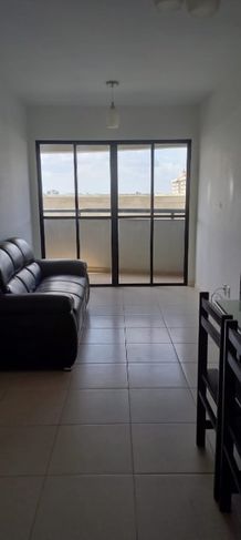 Apartamento na Coroa do Meio