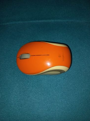 Mini Mouse Wireless Laranja e Branco "logitech"