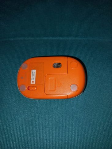 Mini Mouse Wireless Laranja e Branco "logitech"