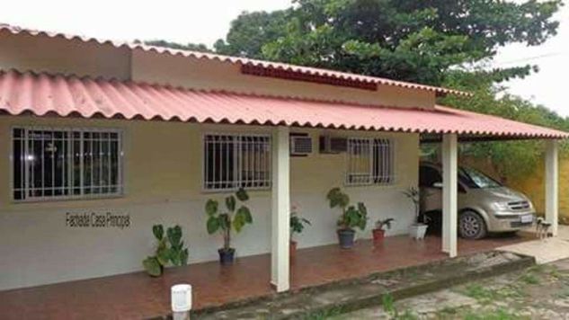 Vendo uma Linda Casa em Itaguaí