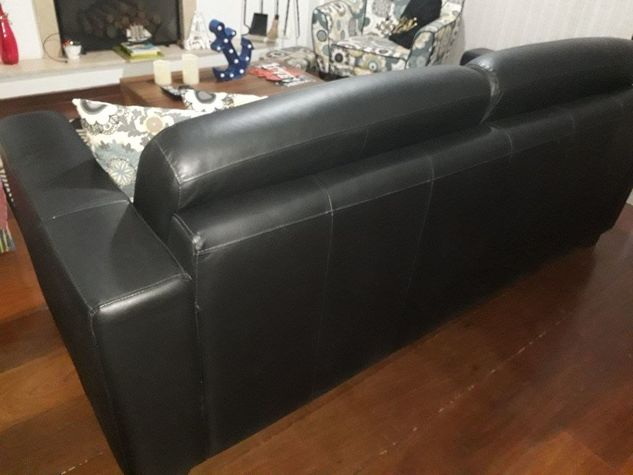 Sofa Couro