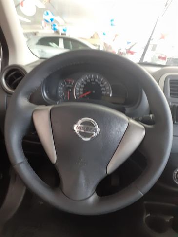 Nissan March 1.6 16v Sl (flex) 2015