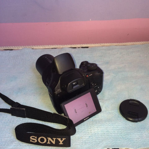 Câmera Digital Sony Cyber Shot Dsc Hx300 Preta 20.4 Mp