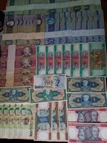 Dinheiro Lote Notas do Brasil São Mais de 200 Cédulas