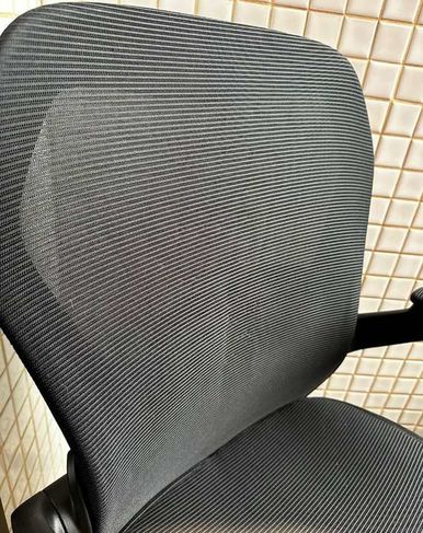 Yamasoro Cadeira de Computador Confortável Ergonômica Preta Usada