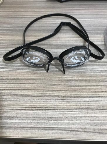 Kit para Natação (touca de Silicone/ óculos/ Rotetor de Ouvido)