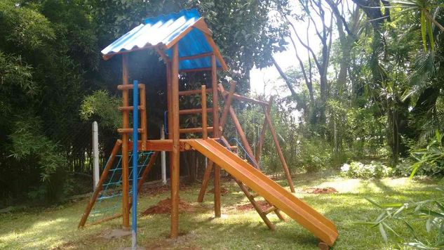 Playground Infantil Casinha de Tarzan de Eucalipto Tratado