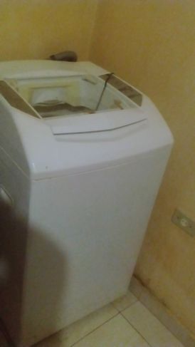 Vende - SE Máquina de Lavar da Marca Clean 8 Kg