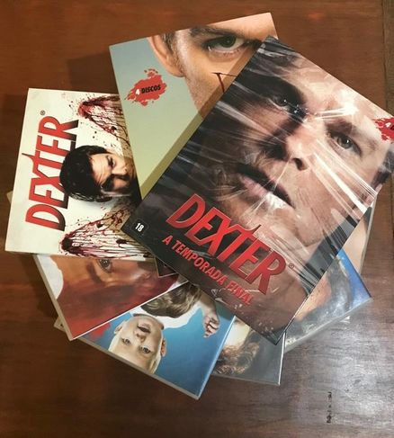 Vendo DVD Kit Box Dexter Completo - 8 Temporadas