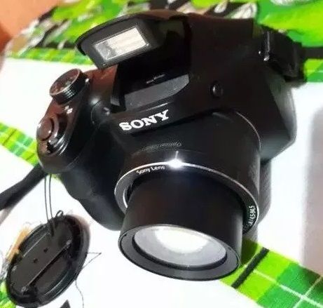 Camera Fotografica Semi Profissional Sony Dsc H100