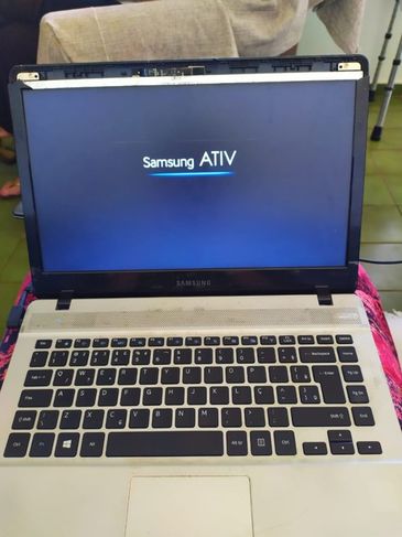 Samsung Ativ - Notebook