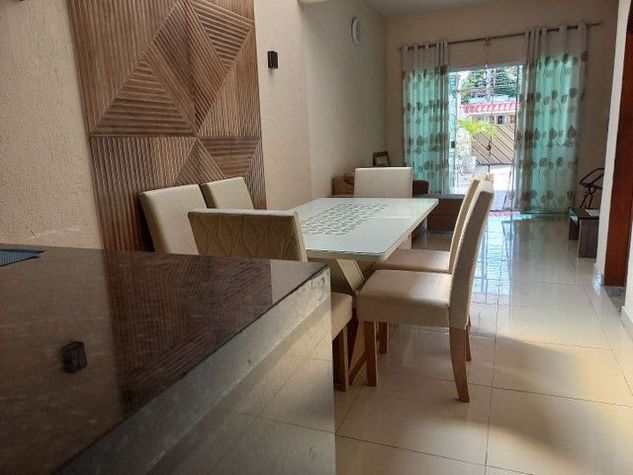 Casa com 4 Dormitórios para Alugar, 259 m2 por RS 6.058,33-mês - Cachoeirinha - Manaus-am