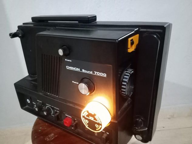 Chinon Sound 7000-projetor de Filmes Antigos Não Testado