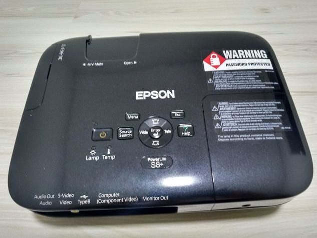 Projetor Epson S+8