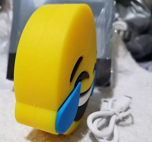 Carregador Portátil Power Supply Emoji Risada