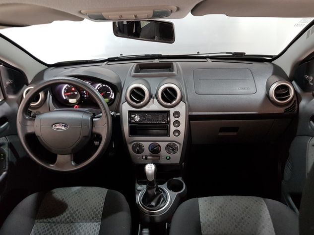 Ford Fiesta Hatch Rocam 1.0 (flex) 2013