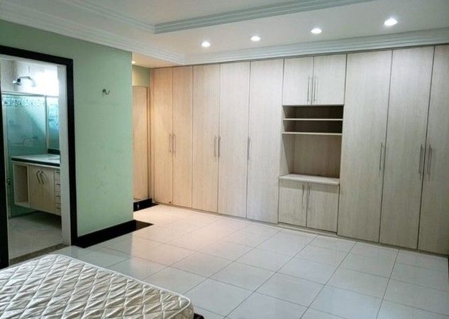 Casa com 5 Dormitórios à Venda, 900 m2 por RS 5.200.000,00 - Aleixo - Manaus-am