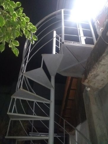 Escada Caracol de Ferro, Fino Acabamento