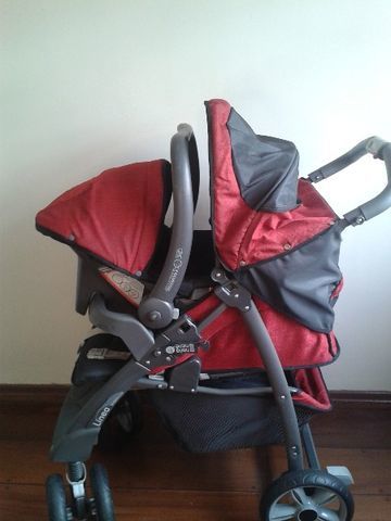 Carrinho Burigotto Linea Touring com Bebe Conforto