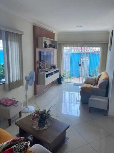 Casa com 3 Quartos Sendo 1 Suíte à Venda, 209 m2 por R 450.000 - Petrópolis - Manaus/am