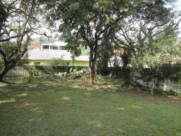* Duas Casas em uma área na Mangueira, R$ 1.590.000,00 *