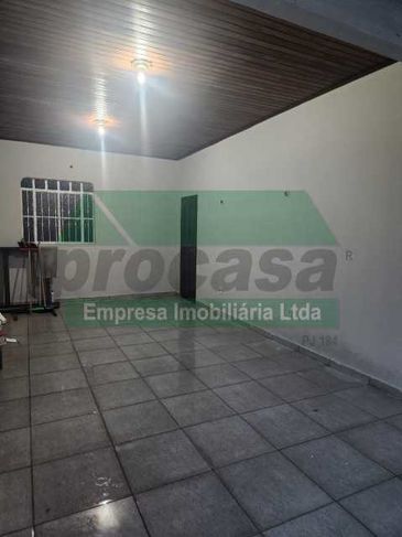 Casa de Rua - / Residencial / Petrópolis