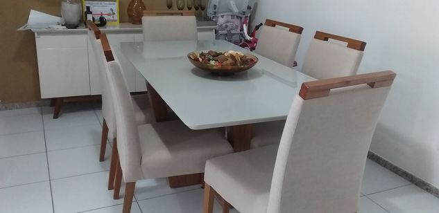 Mesa de Jantar com 6 Cadeiras