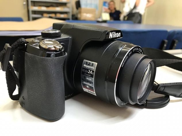 Câmera Digital Nikon Coolpix P90