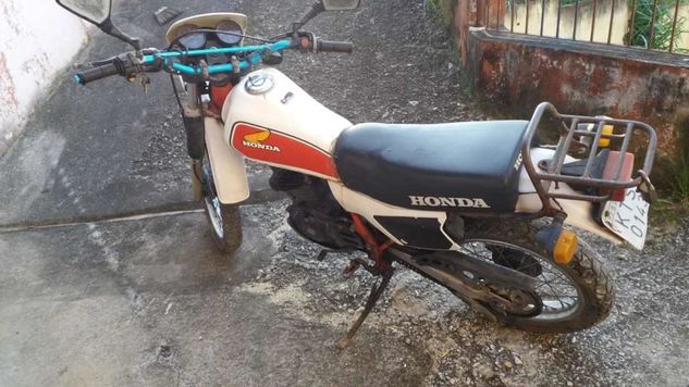 Moto Honda 250 R Ano 1983