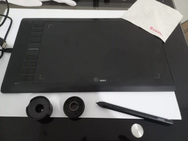 Tablet Gráfico - Mesa Digitalizadora - Mesa de Desenho Ugee M708
