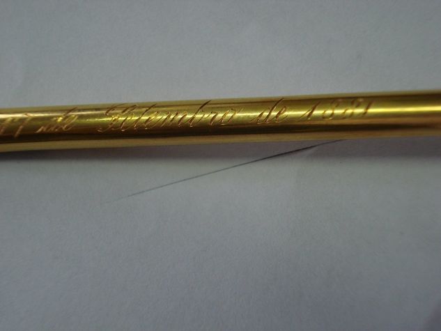 Caneta em Ouro Rosado Modelo Pena de Galinha Datada 1888