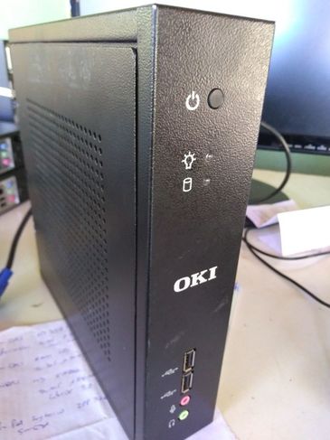 Computador Oki Mini
