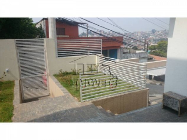 Sobrado com 2 Dorms em São Paulo - Vila Império por 350 Mil