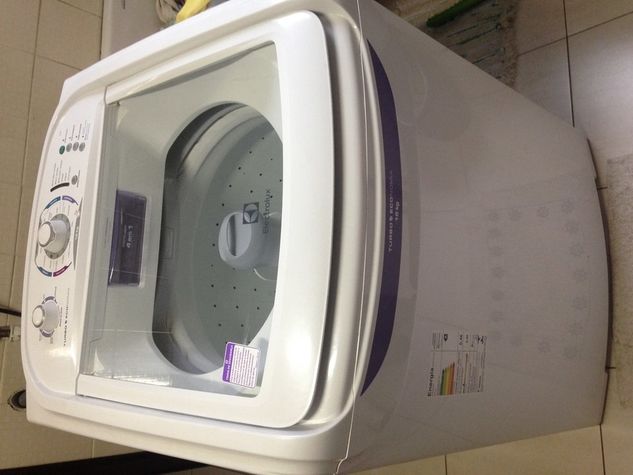 Máquina de Lavar Lava-roupas Electrolux 16kg
