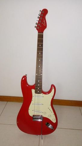 Guitarra Condor