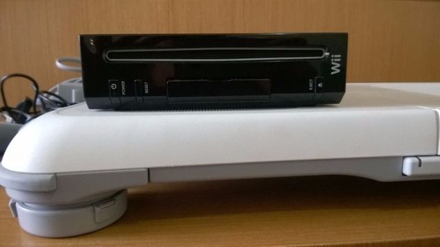 Nitendo Wii + Plataforma + Kinect
