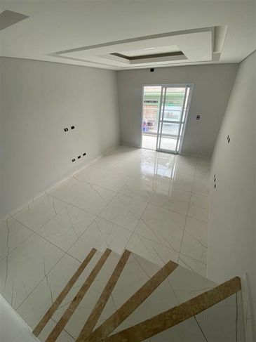 Casa com 84.71 m2 - Maracanã - Praia Grande SP