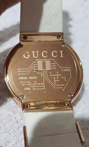 Relógio Rose Gold Digital Gucci