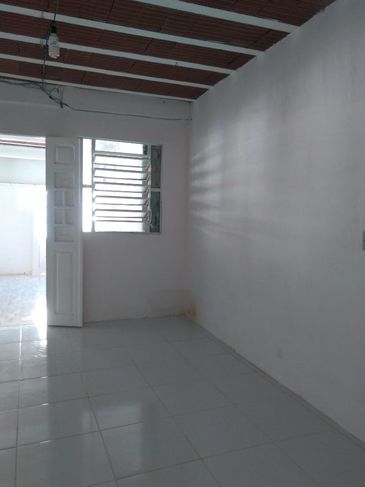 Alugar Casa na Vila Popular Olinda 875