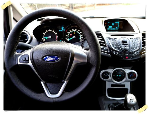 Ford New Fiesta SE 1.6 2014 Completo