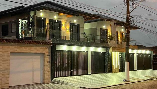 Casa com 48.97 m2 - Maracanã - Praia Grande SP