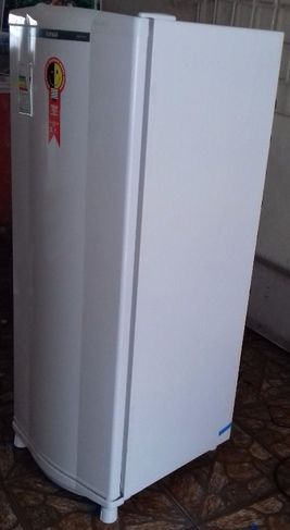 Geladeira / Refrigerador Consul Degelo Seco 261 Litros Cra3